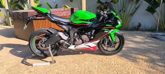 KAWASAKI NINJA ZX-6R KRT 